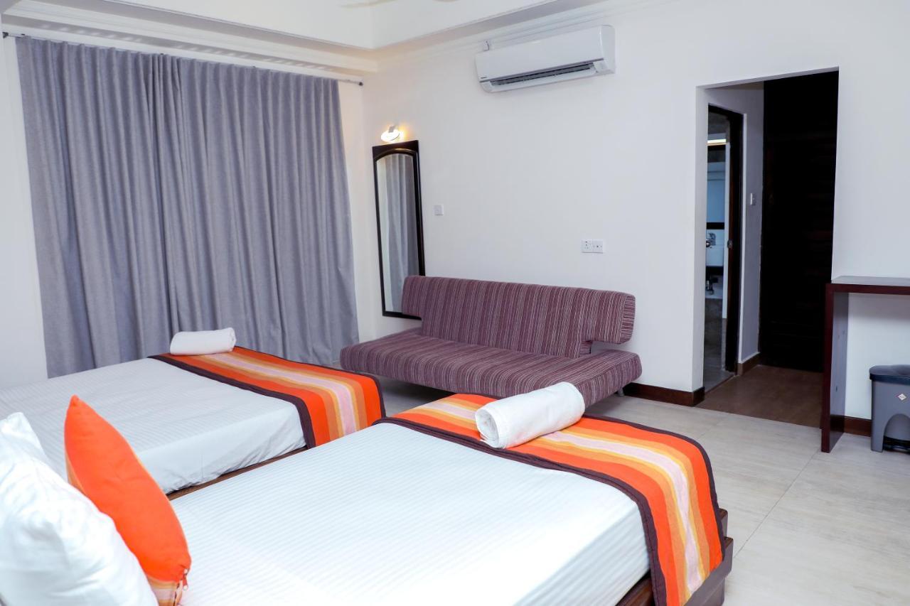 The Valampuri Otel Jaffna Dış mekan fotoğraf
