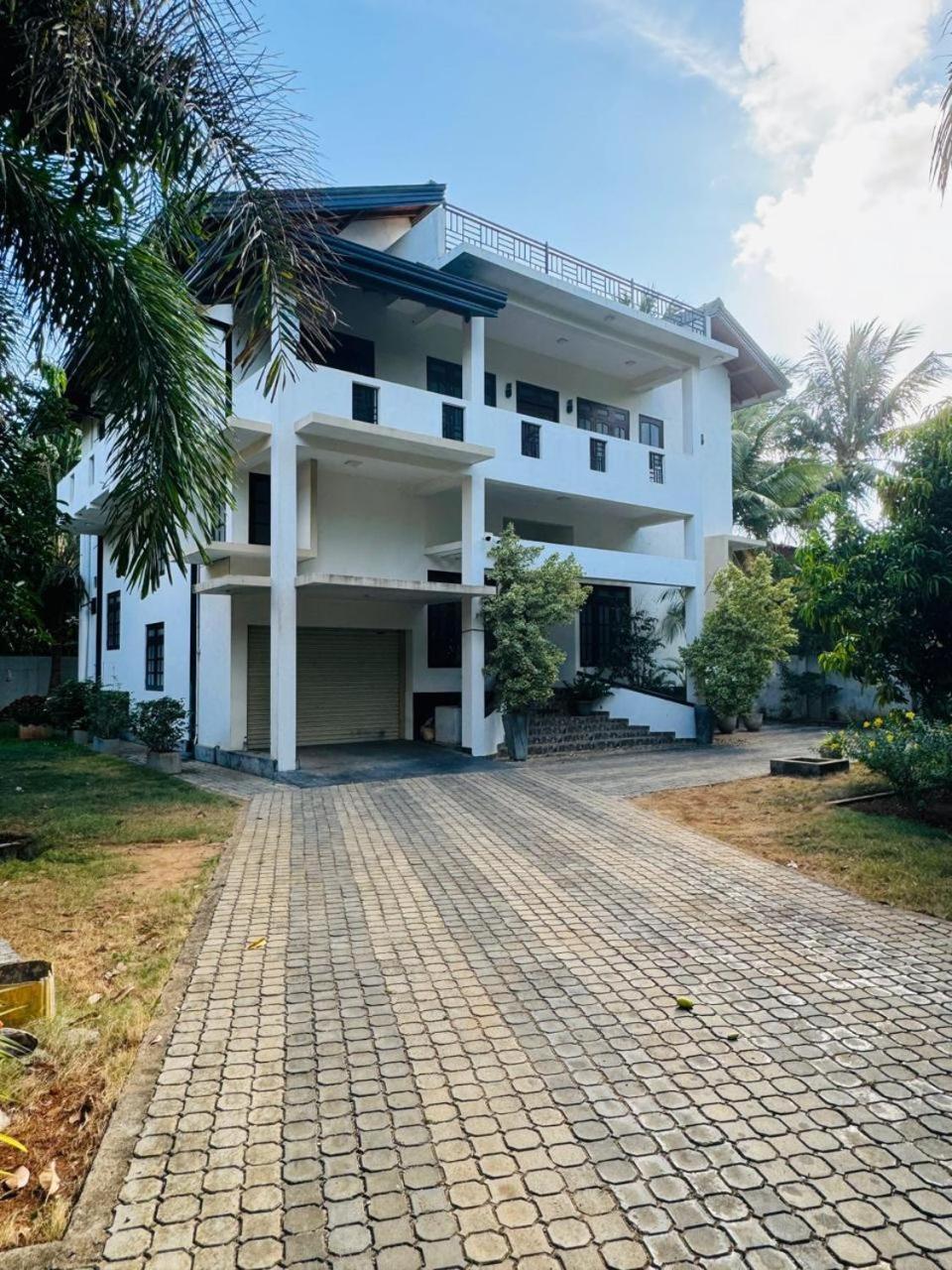 The Valampuri Otel Jaffna Dış mekan fotoğraf