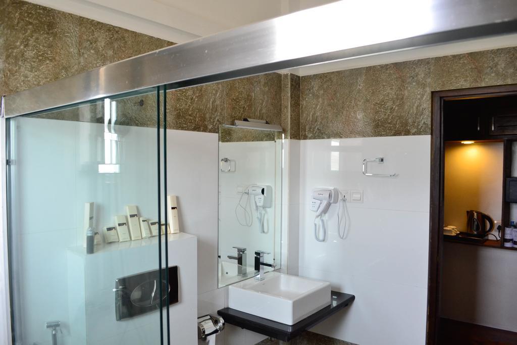 The Valampuri Otel Jaffna Dış mekan fotoğraf