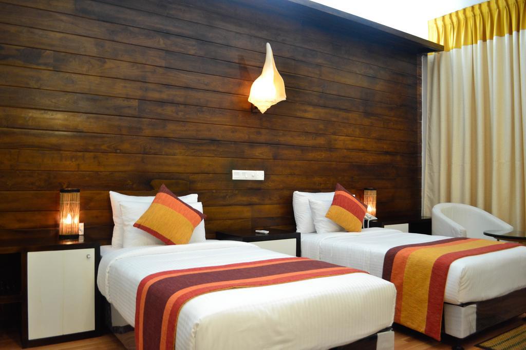 The Valampuri Otel Jaffna Dış mekan fotoğraf
