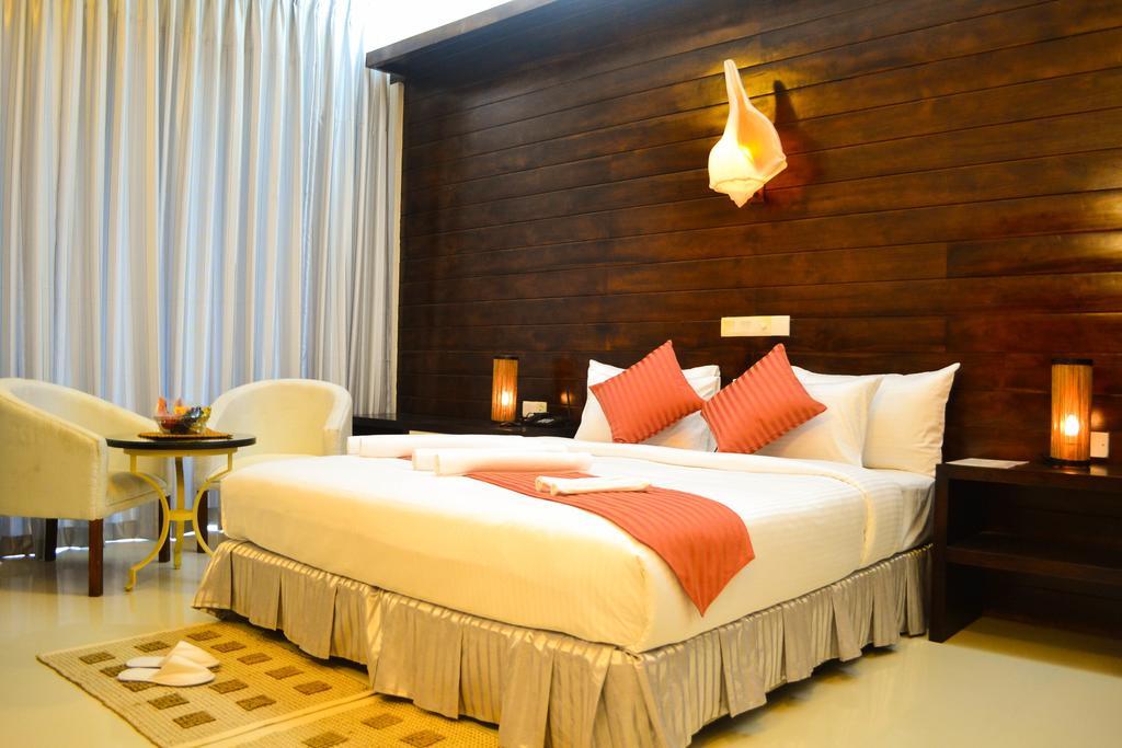 The Valampuri Otel Jaffna Dış mekan fotoğraf