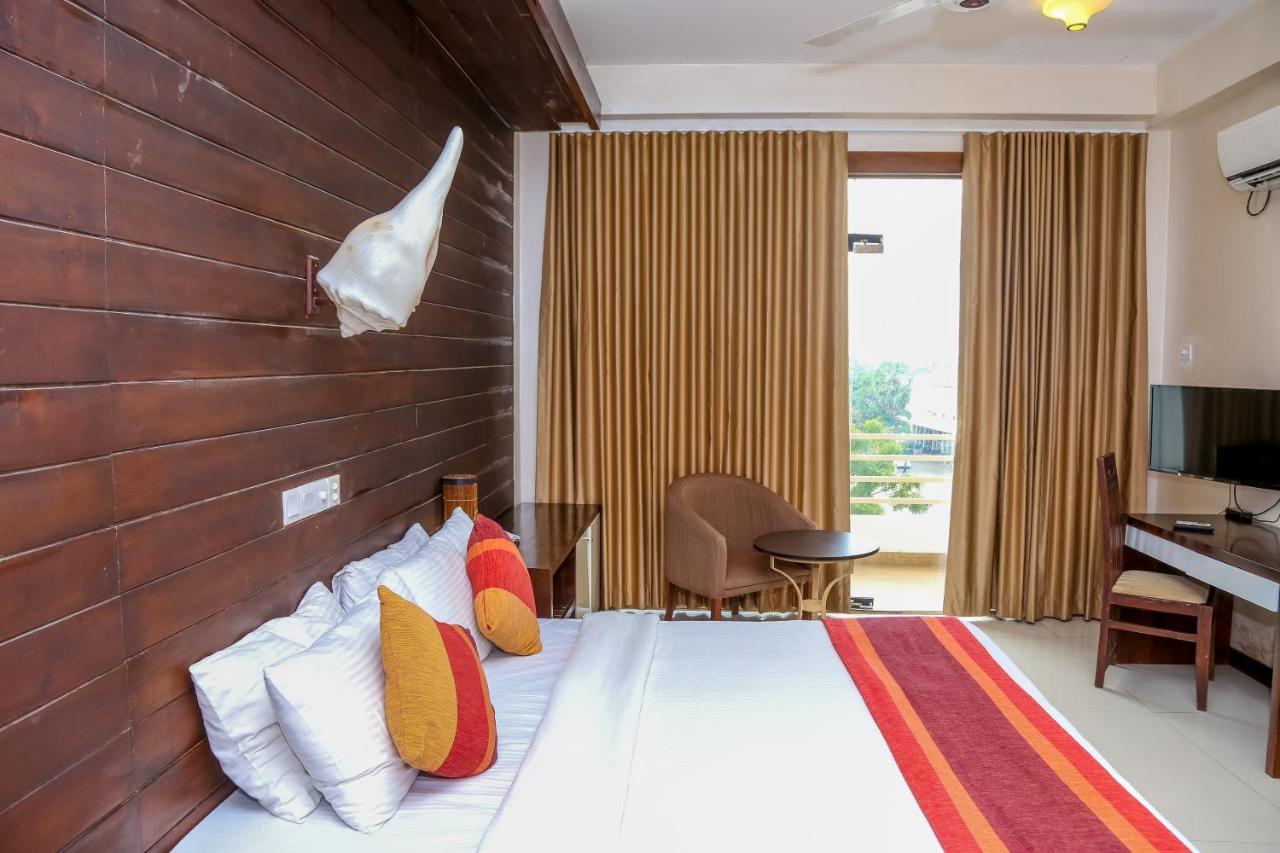 The Valampuri Otel Jaffna Dış mekan fotoğraf